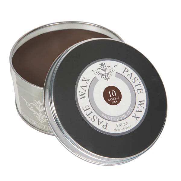 Antique Wachs Painting the Past