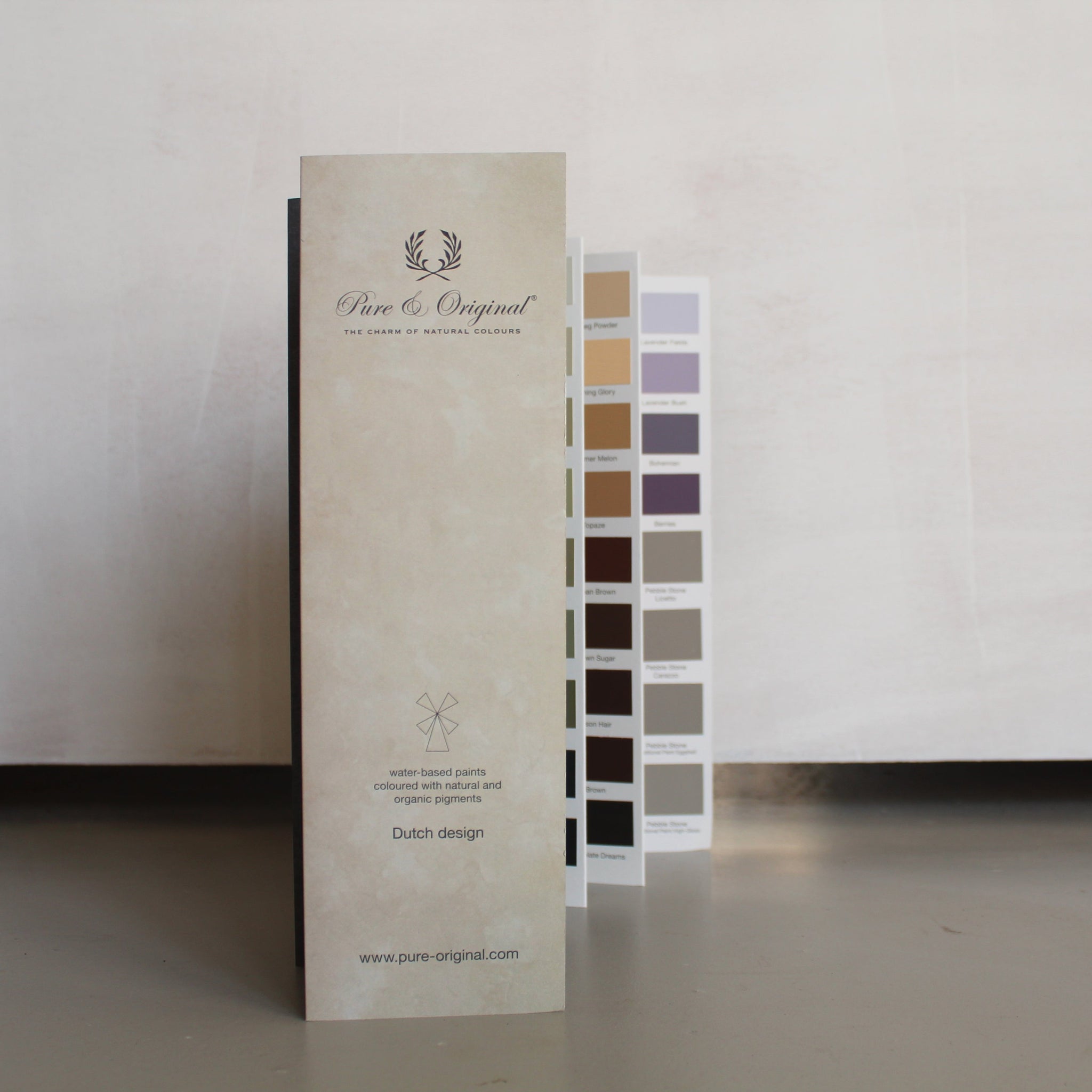 Farbbroschüre Pure & Original - Cachethomecollection.de